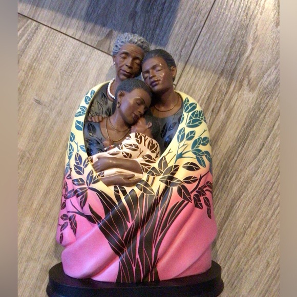 Tree of Life Figurine by Keith Mallett Mother & Daughter #1081 of 5000 - Picture 1 of 2